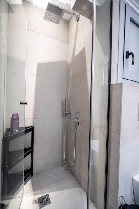 Piraeus Cozy Apartment For 4 Persons Εξωτερικό φωτογραφία