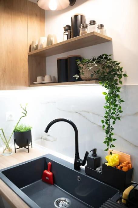 Piraeus Cozy Apartment For 4 Persons Εξωτερικό φωτογραφία